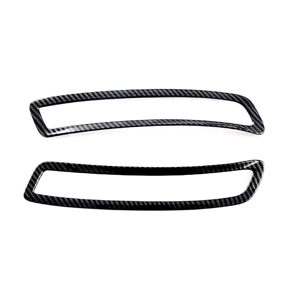 MG4 Rear Fog Light Trim Cover in imitation carbon, sleek design protecting rear fog lights for enhanced style and durability.